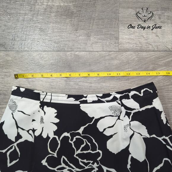 Talbots A Line Skirt Size 8 - Picture 3 of 5